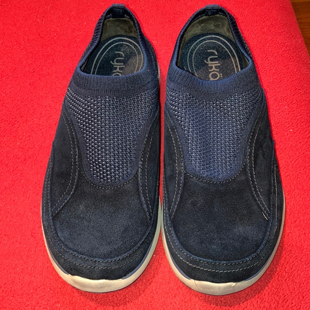 Ryka size 9 navy blue slip on shoes suade like EUC